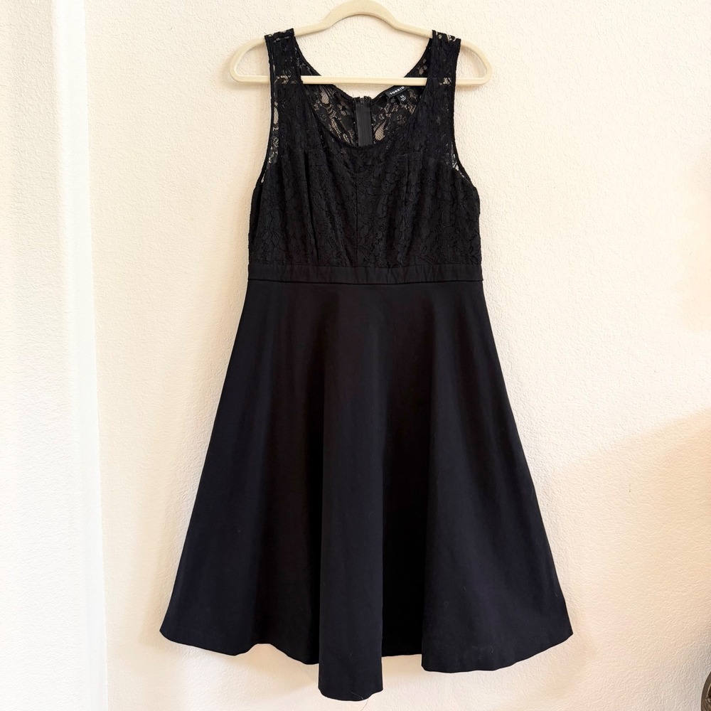 Torrid Womens 14 Black Lace Bodice Fit & Flare Cocktail Dress Sleeveless - Picture 5 of 12